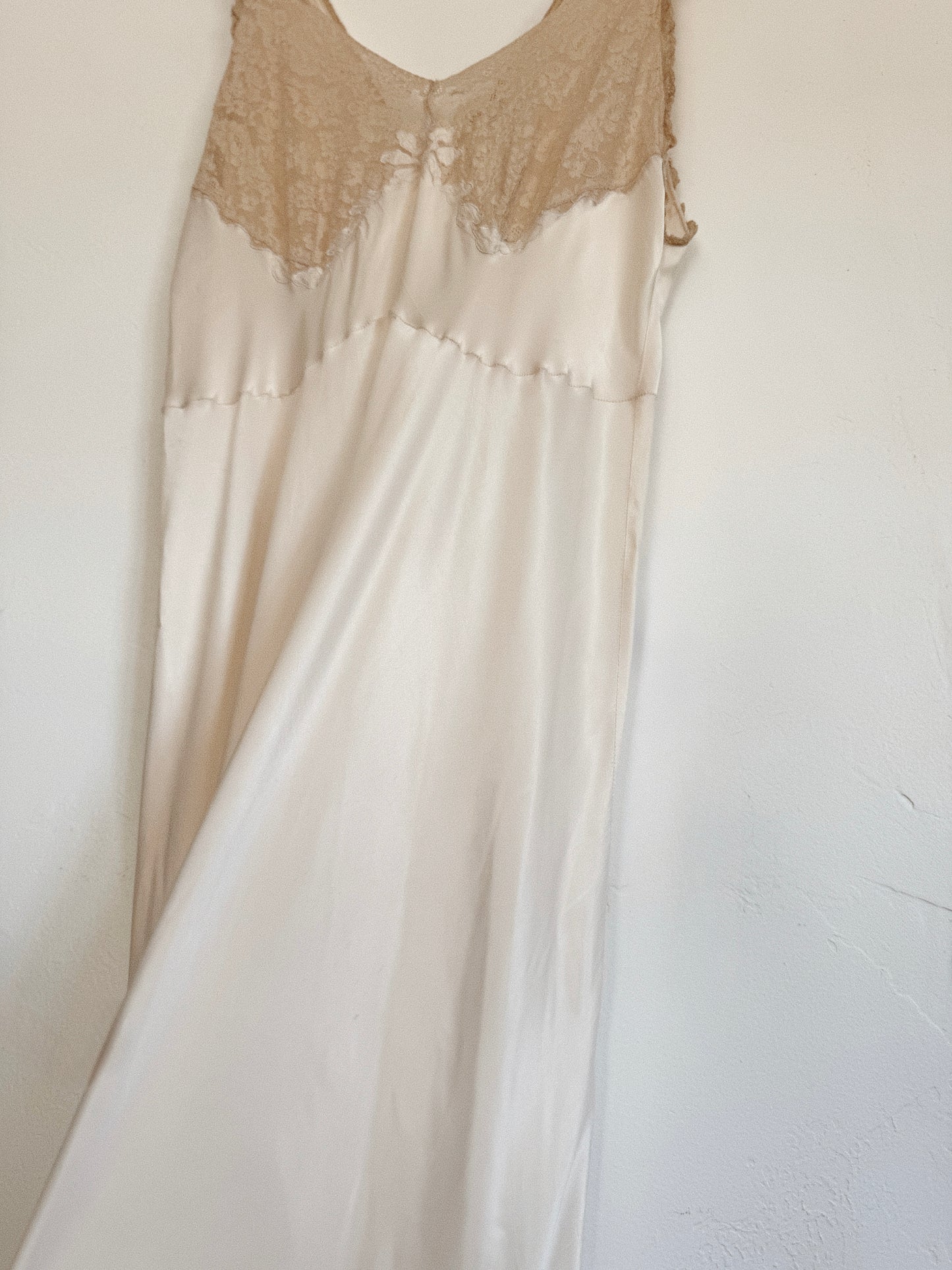 1930s Eggshell Silk Satin Bias Cut Slip Dress- M-L