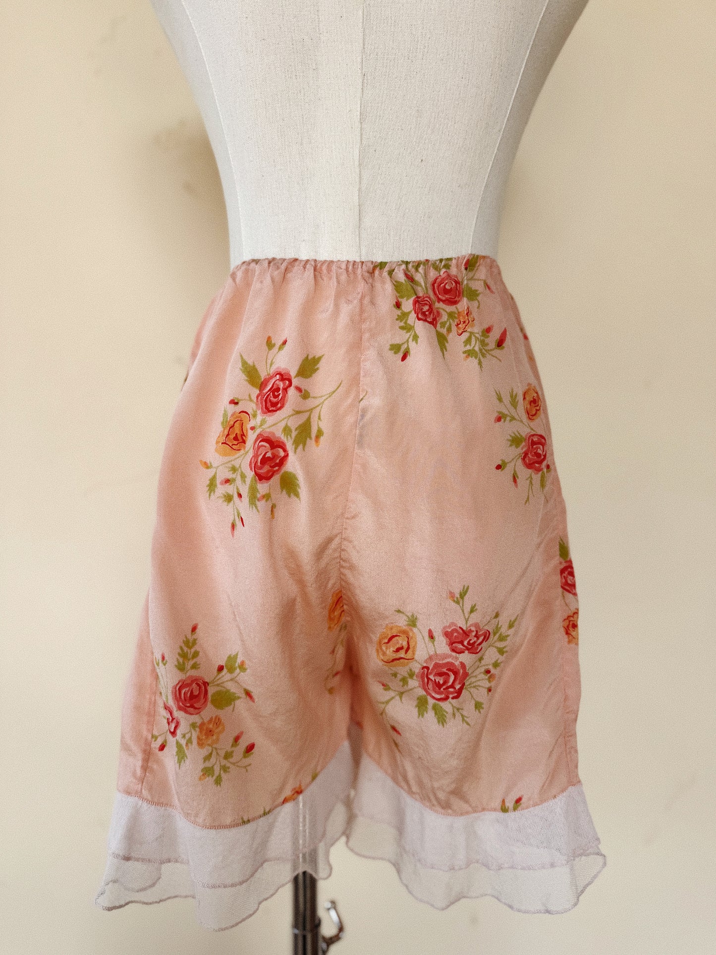 1930s Peach Silk Floral Tap Shorts w/ Net Ruffled Hem- S/M