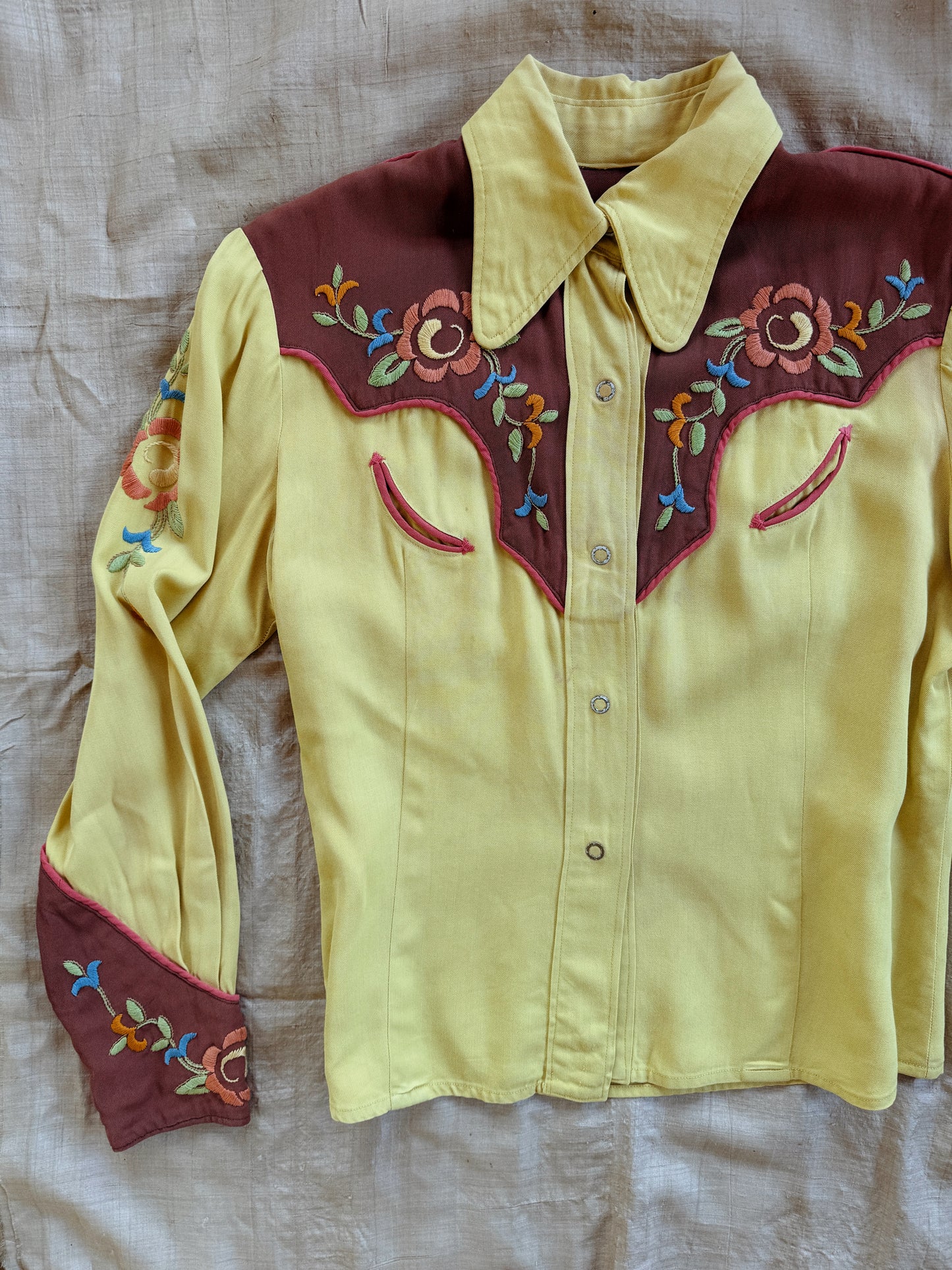 1940s Chartreuse Floral Gabardine Western Blouse- S/M