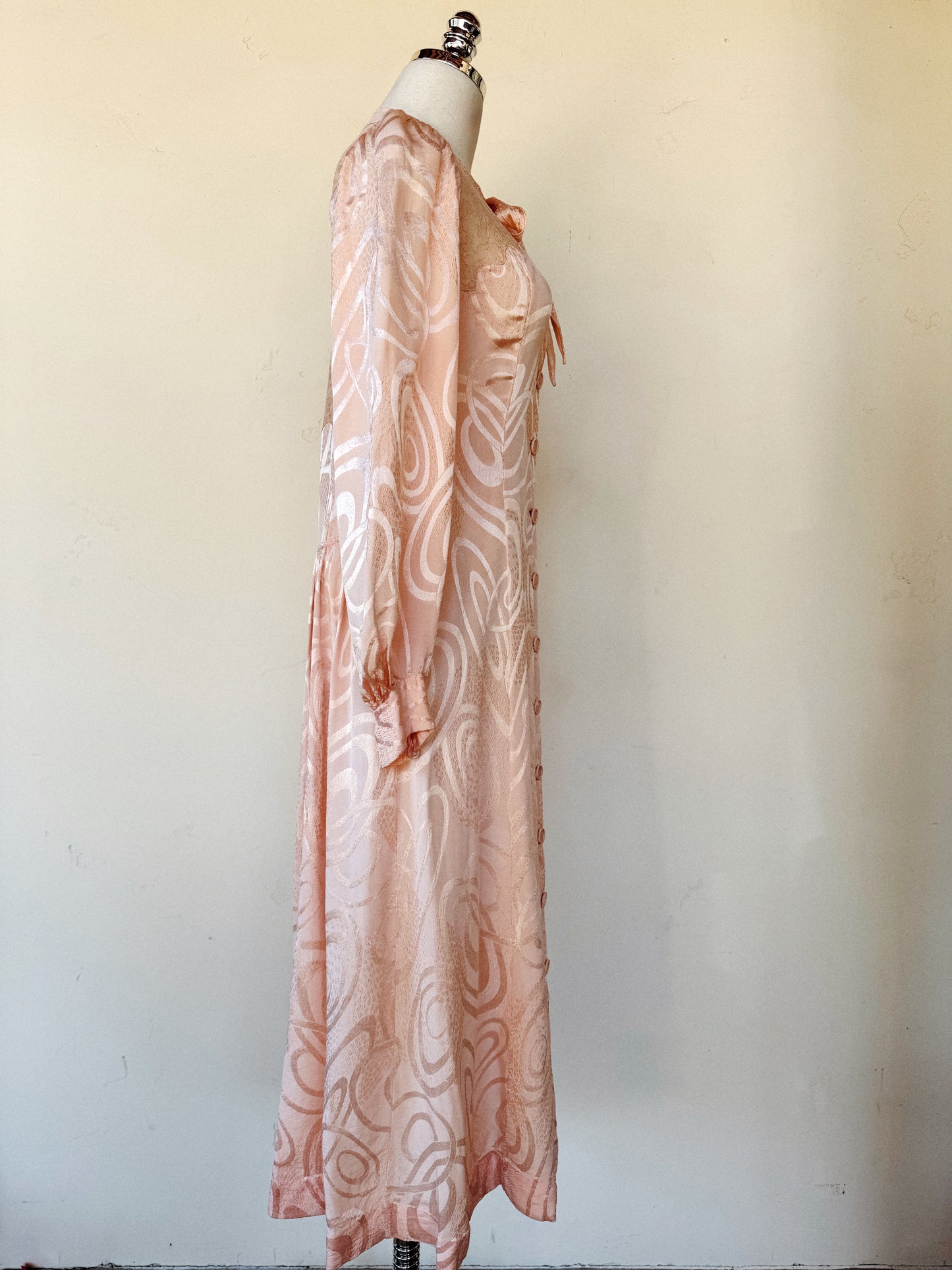 1930s Princess Pink Abstract Silk Dressing Gown- S