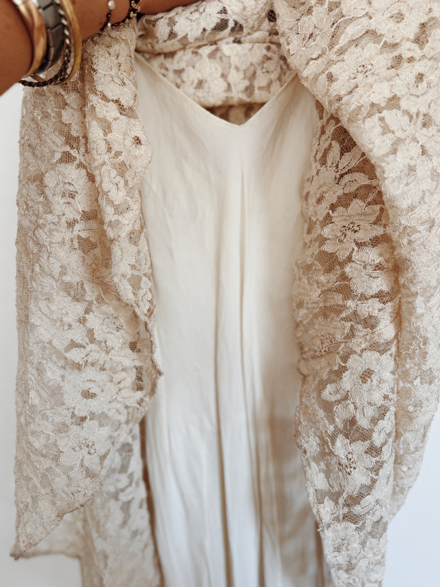 1930s Ivory Lace Gown w/ Rayon Under Slip- M