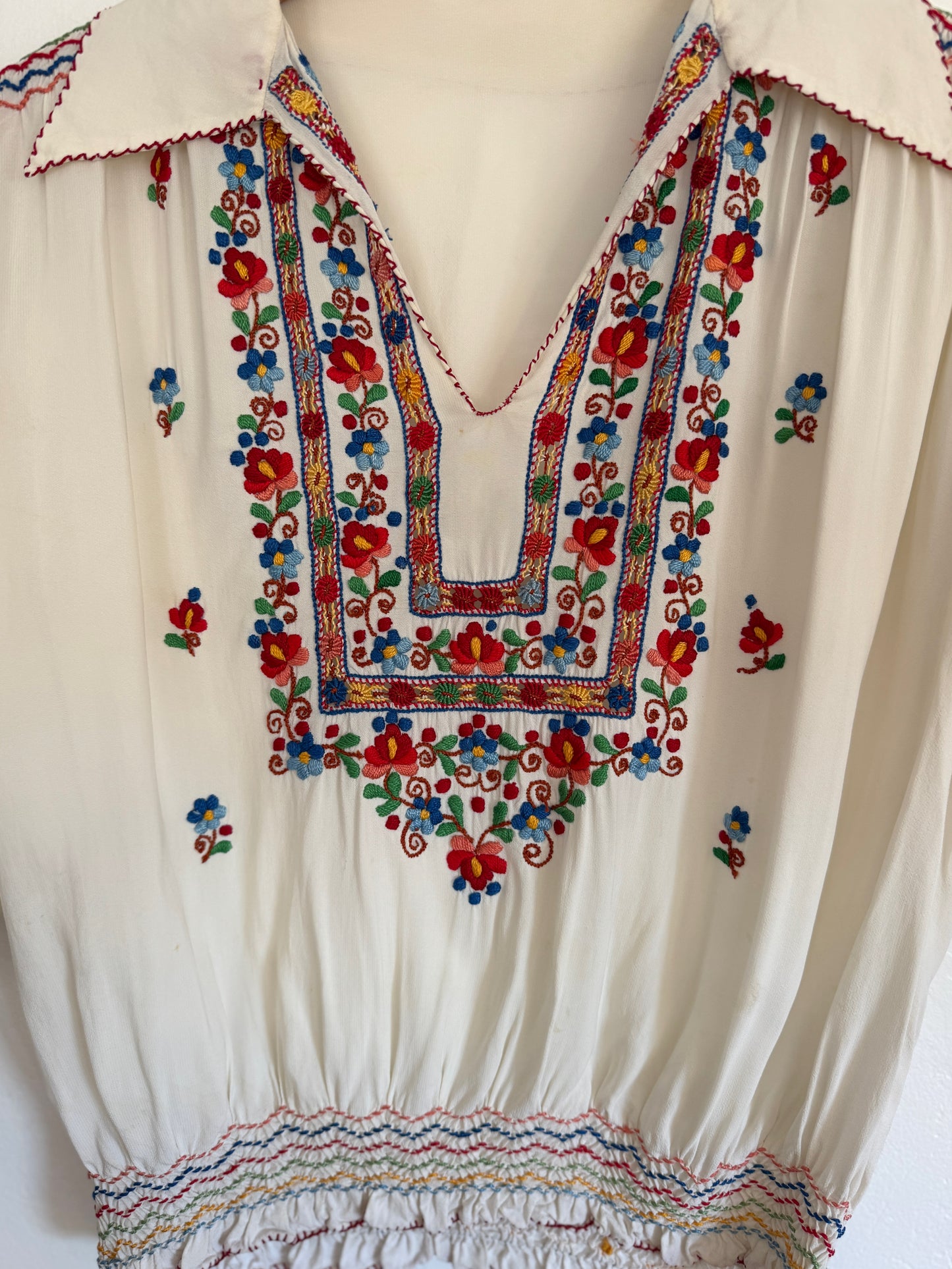 1930s/40s Embroidered Rayon Hungarian Peasant Blouse- S/M-M