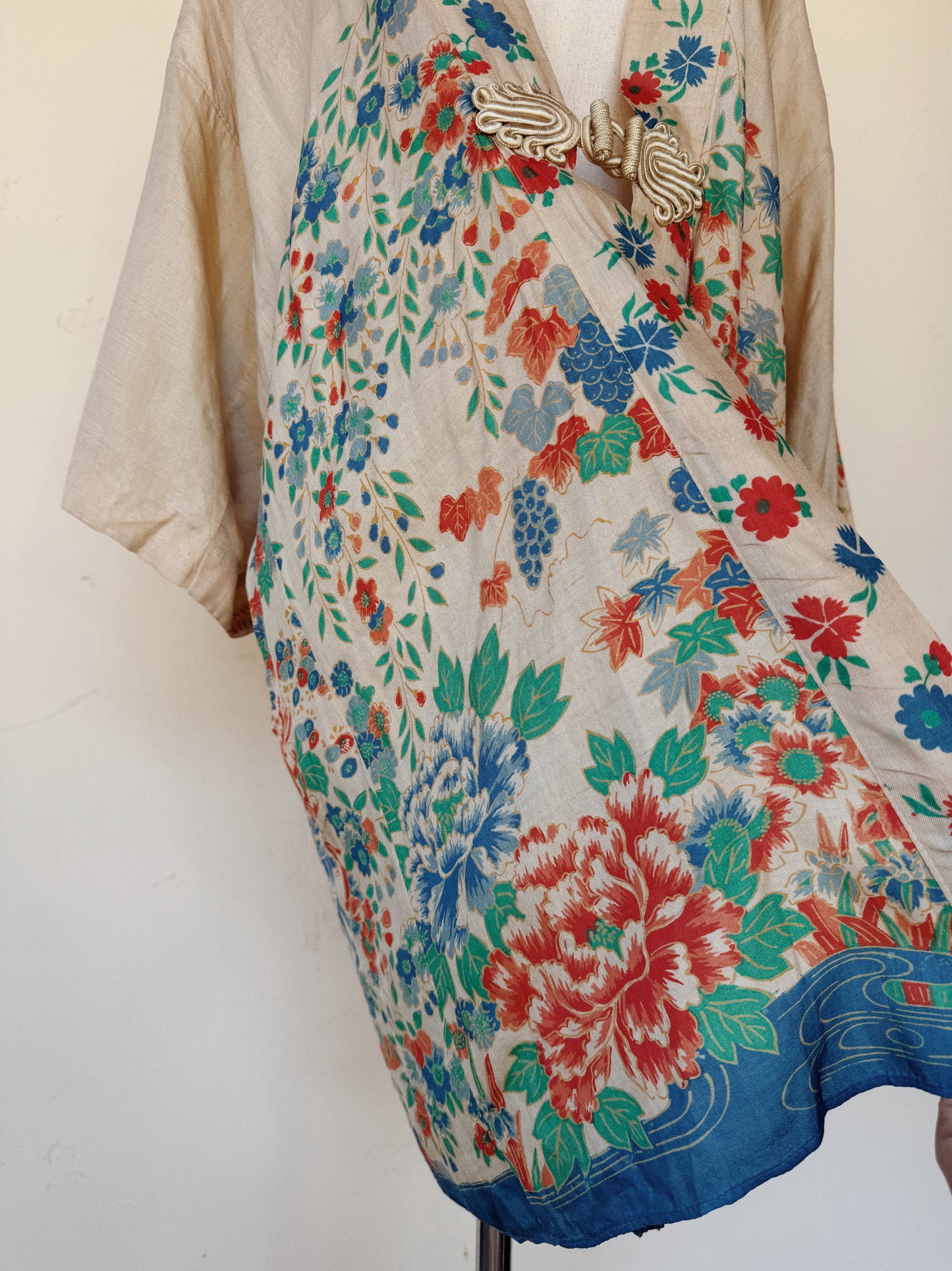1920s Vivid Pongee Silk Duster Jacket w/ Frog Closure