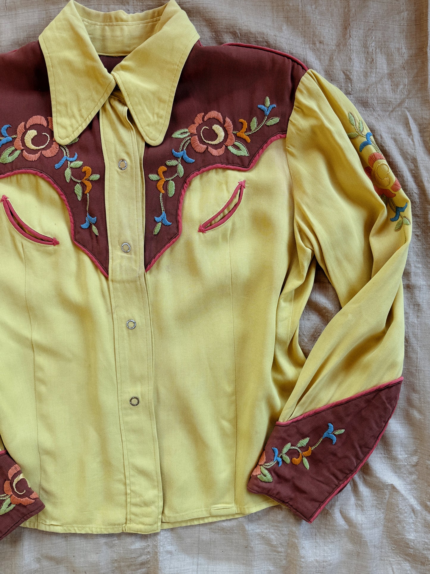 1940s Chartreuse Floral Gabardine Western Blouse- S/M