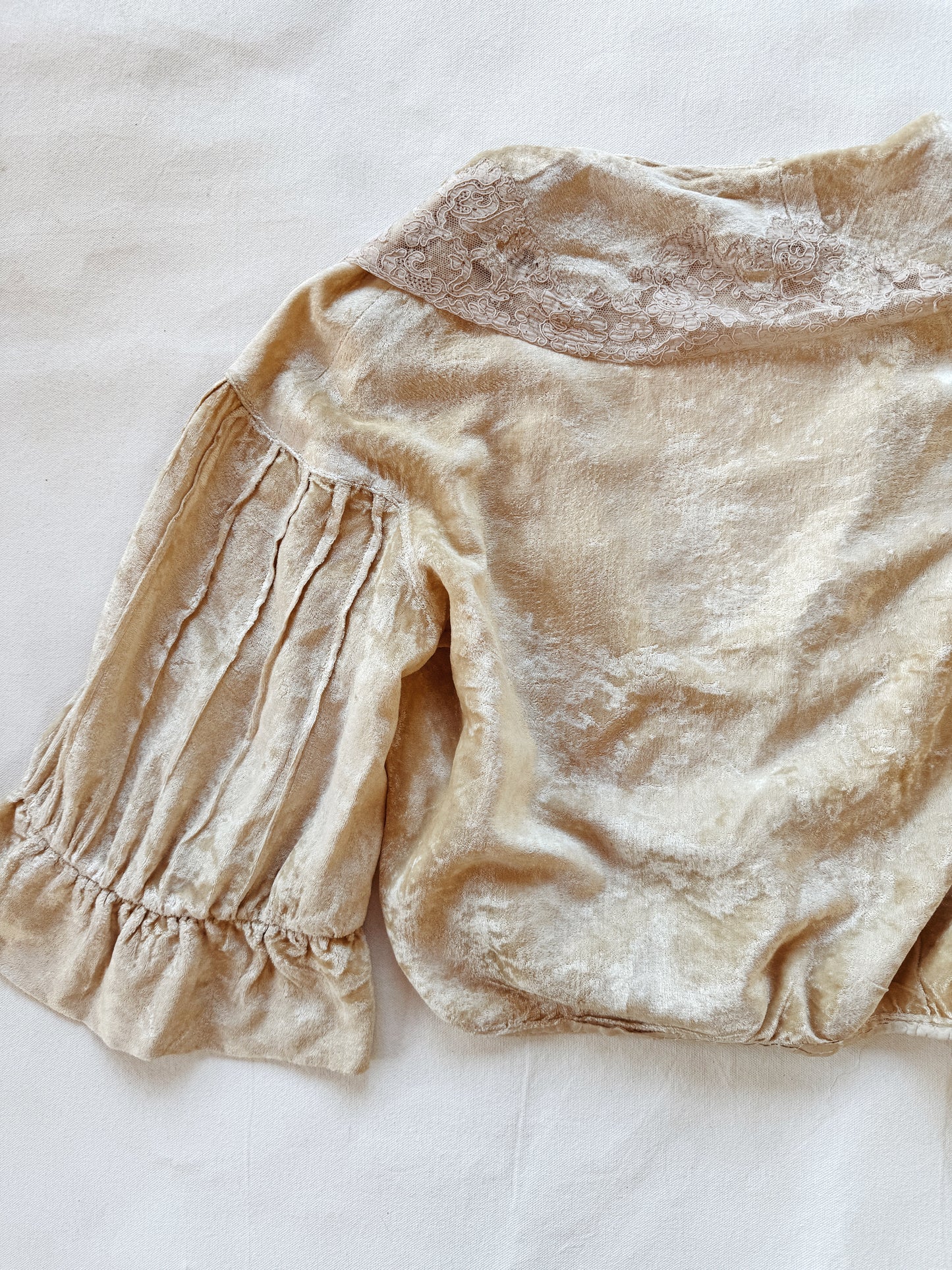 1930s Ivory Crushed Velvet + Lace Cropped Jacket- M