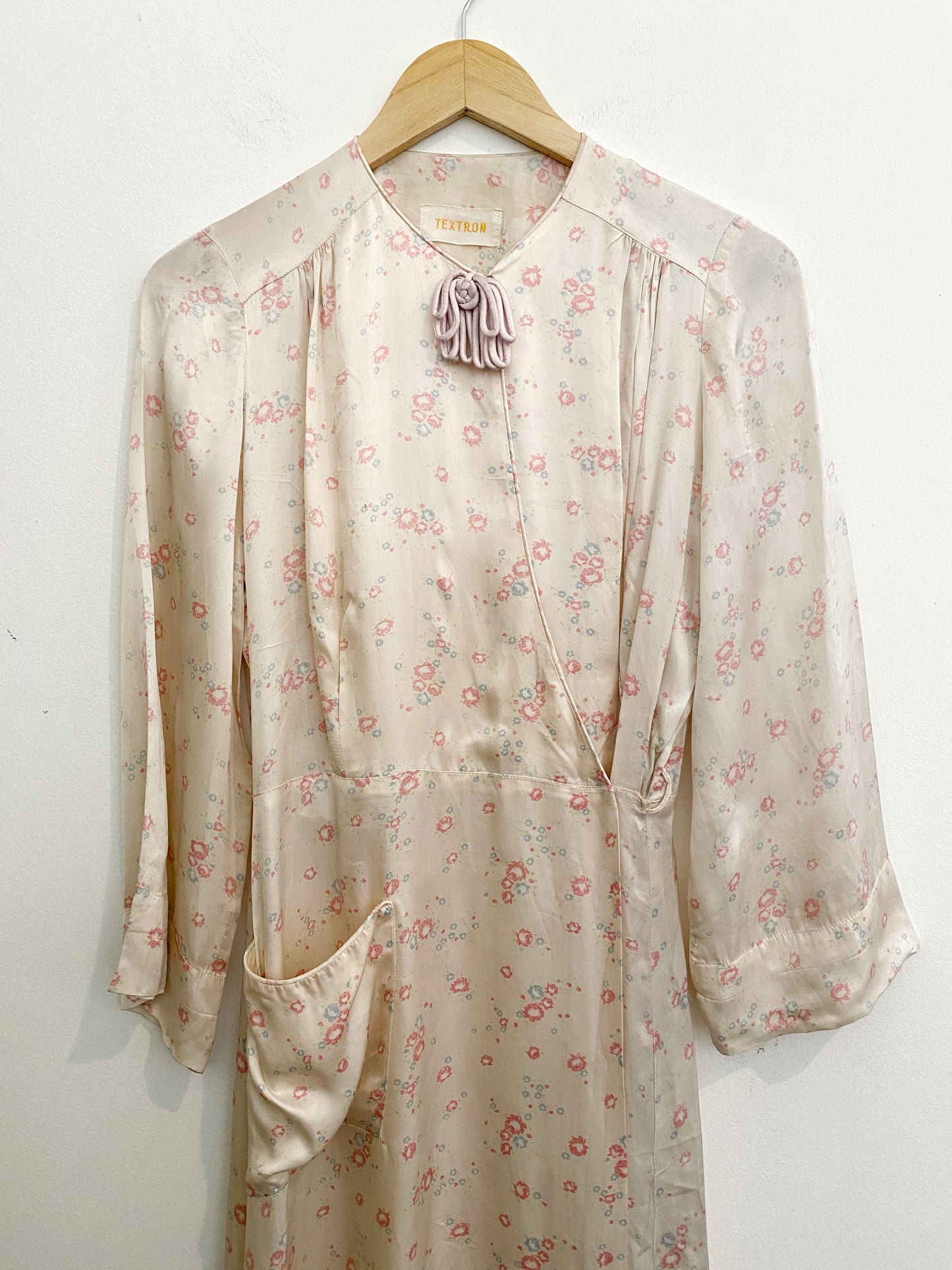 1940s Silk + Rayon Floral Dressing Gown by Textron- M