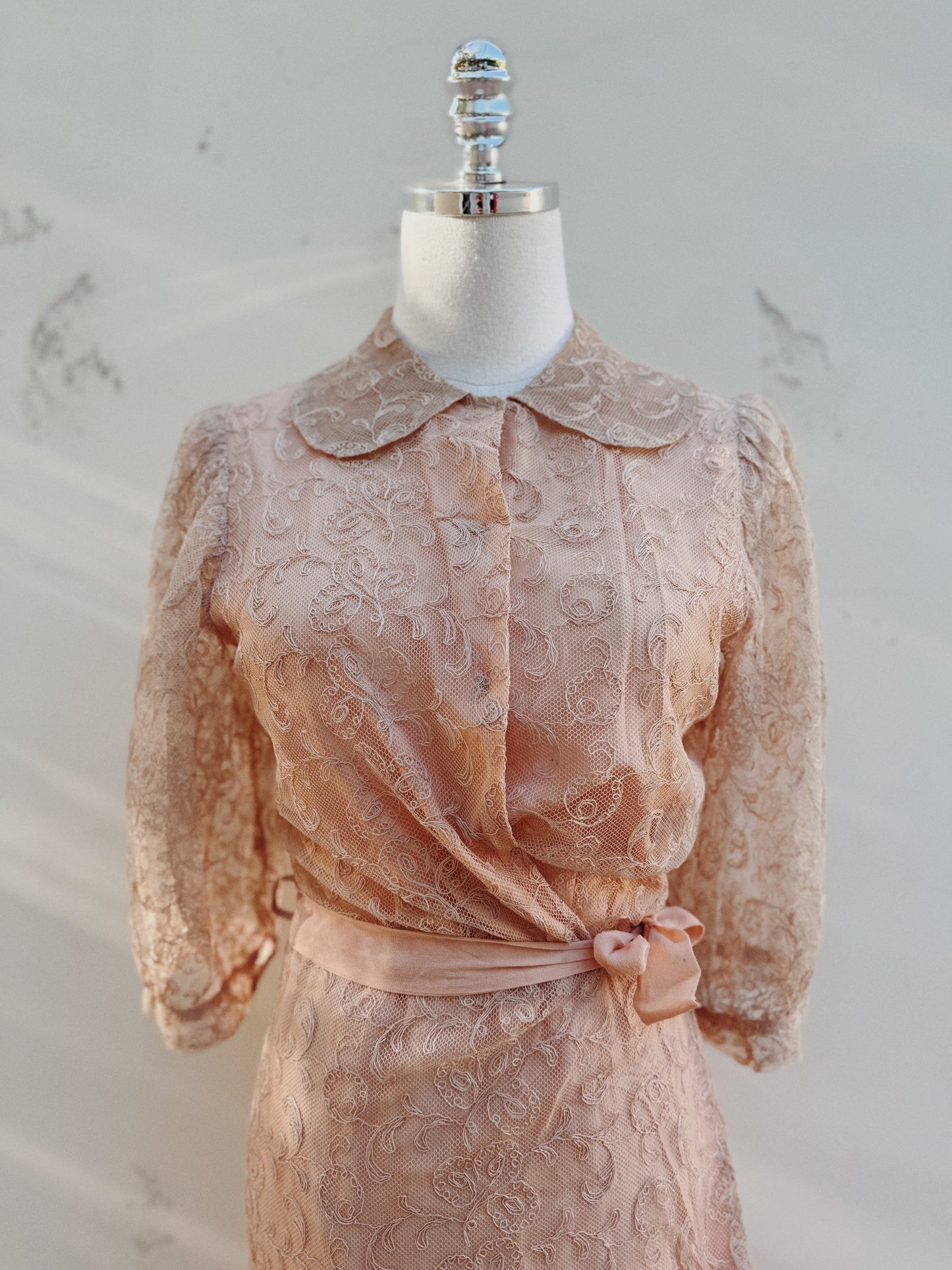 1930s Champagne + Pink Lace Dress w/ Puffed Shoulders- S/M-M