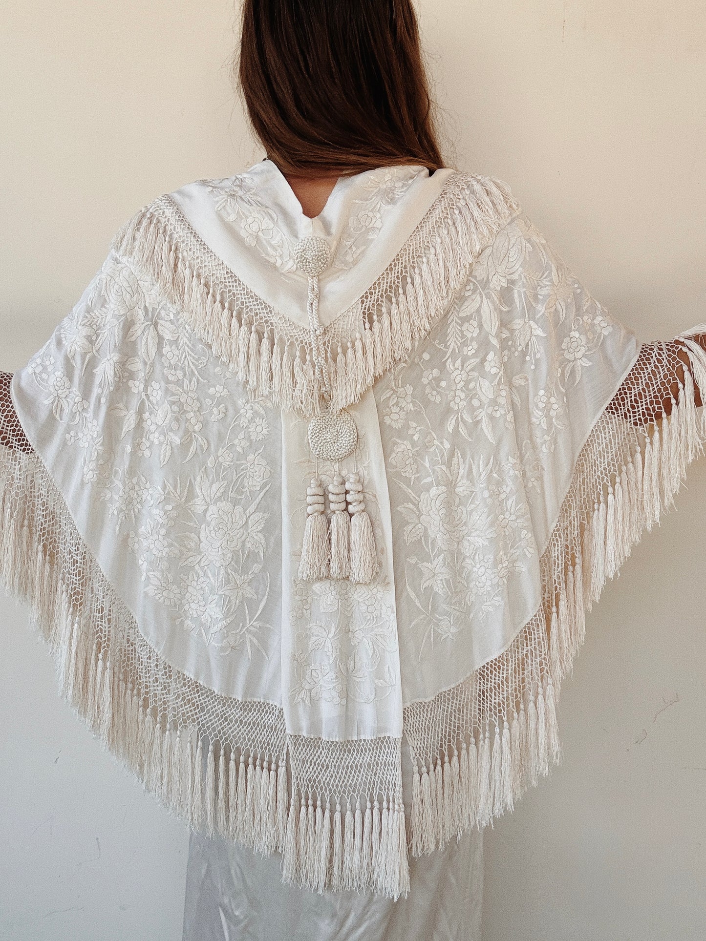 1920s Ivory Cantonese Silk Embroidered Shawl w/ Fringe + Tassels- S-M/L