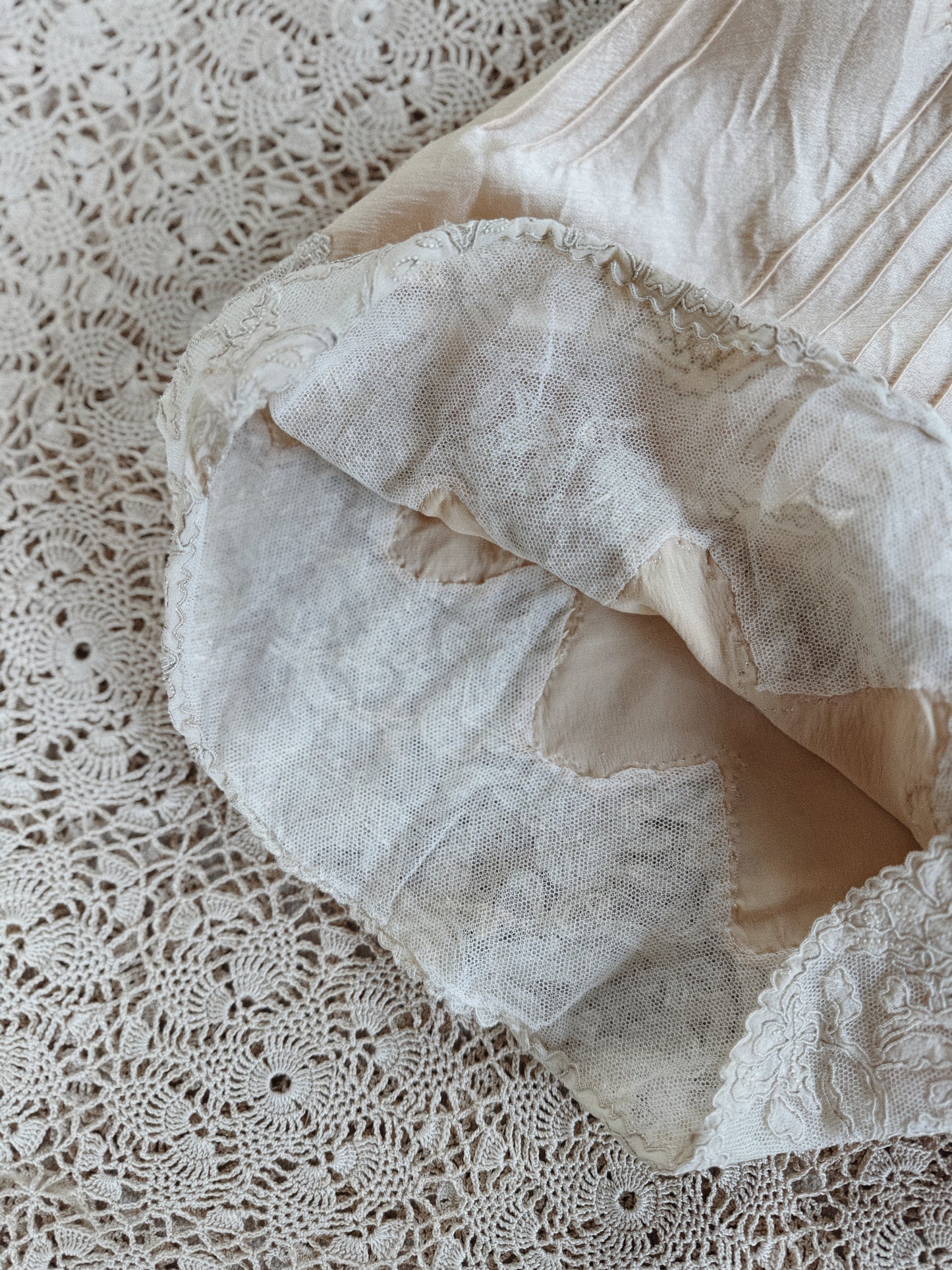 1930s Ivory Charmeuse Silk + French Lace Hand Sewn Step In- XS-S