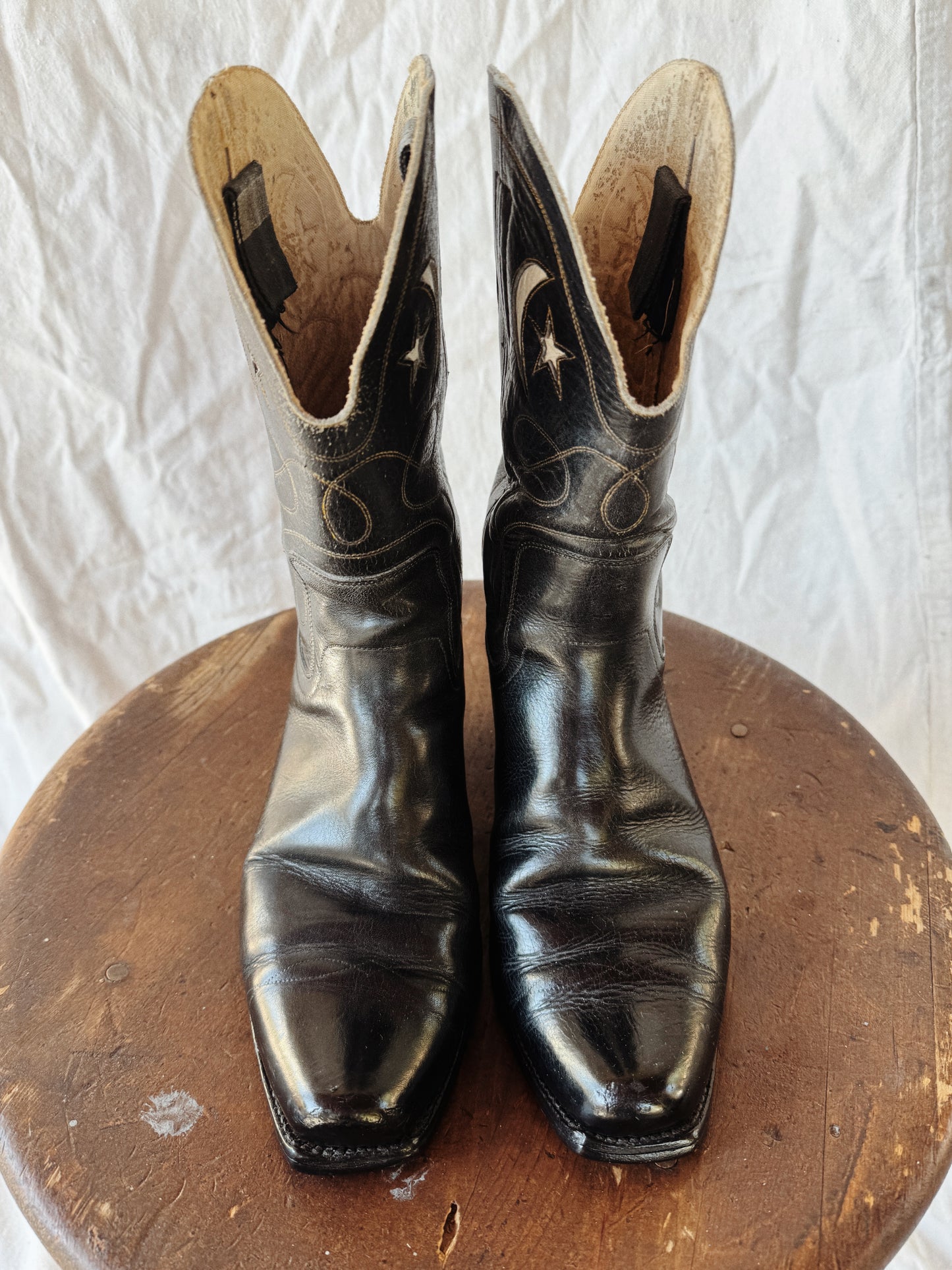 1940s/50s Black Pee Wee Cowboy Boots w/ Crescent Moon + Star Inlay- 9/9.5