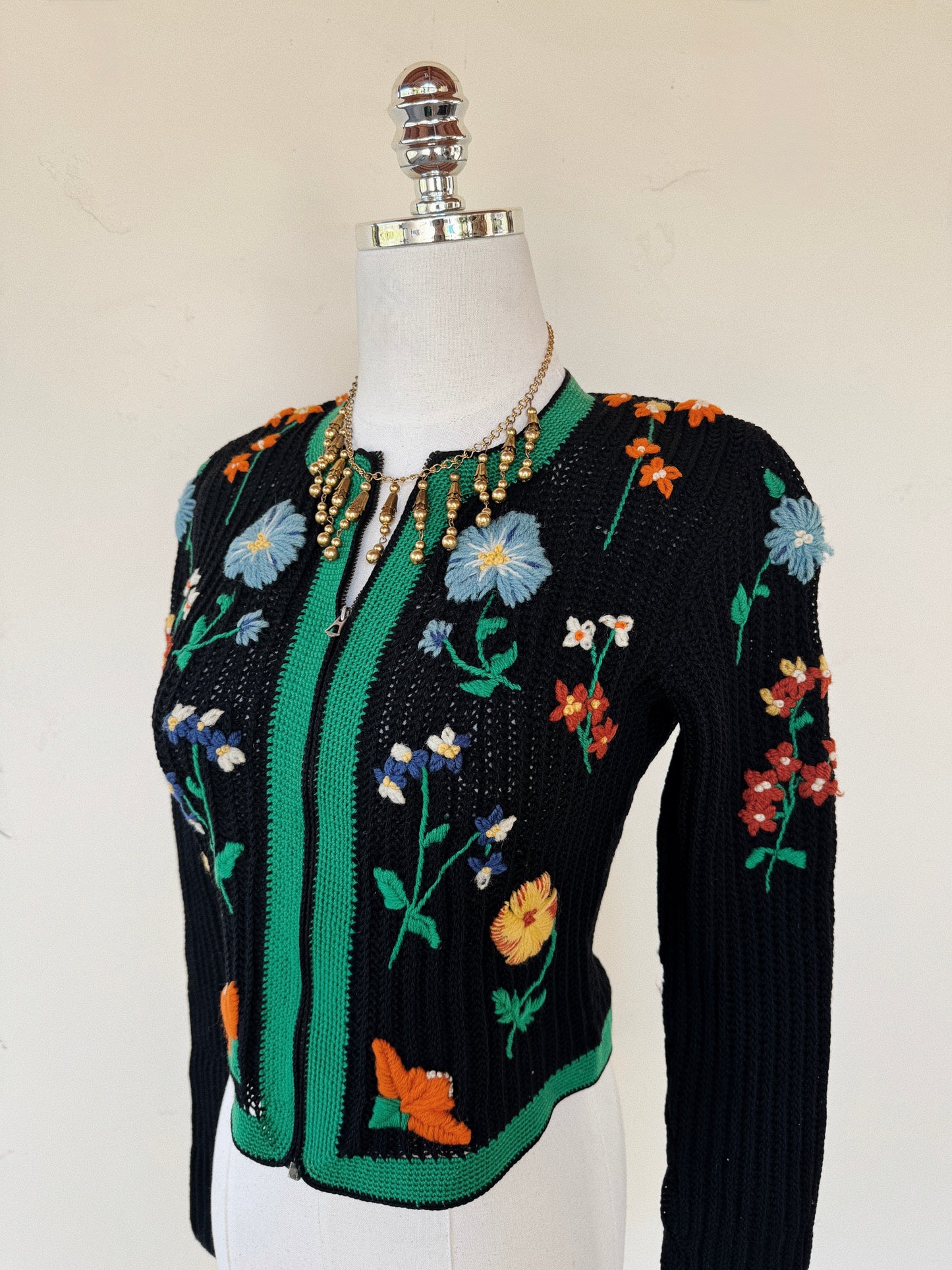 1930s Rare Embroidered Cropped Knit Cardigan w/ Bell Zipper Front- S/M-M