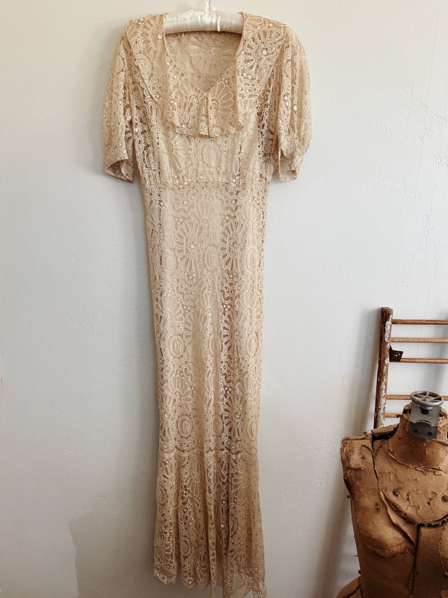 1930s White Lace + Puffed Shoulder Gown w/ Rhinestone Belt- XS/S
