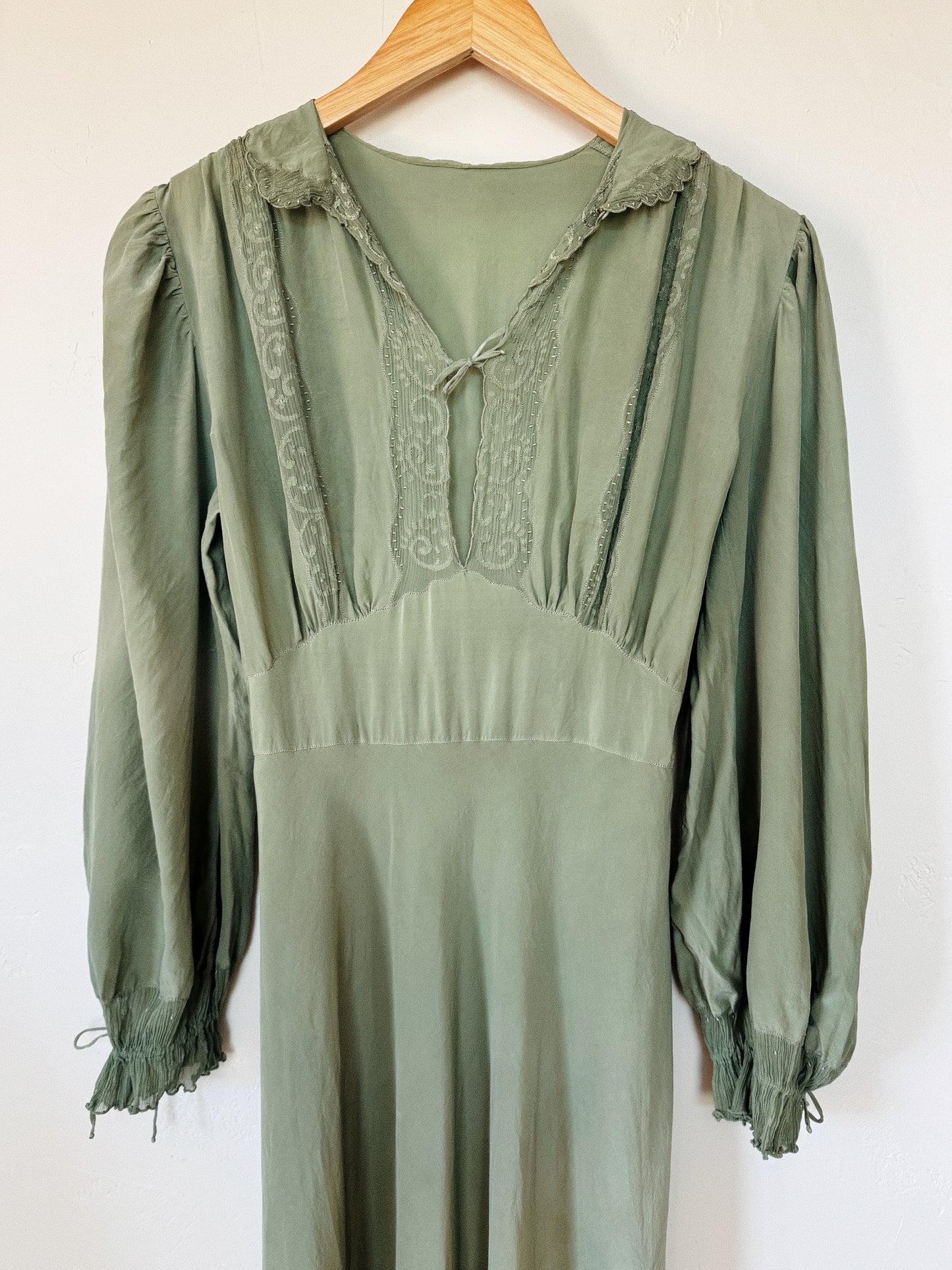 1930s Juniper Green Embroidered Silk Gown w/ Crinkle Chiffon Inserts- S-S/M