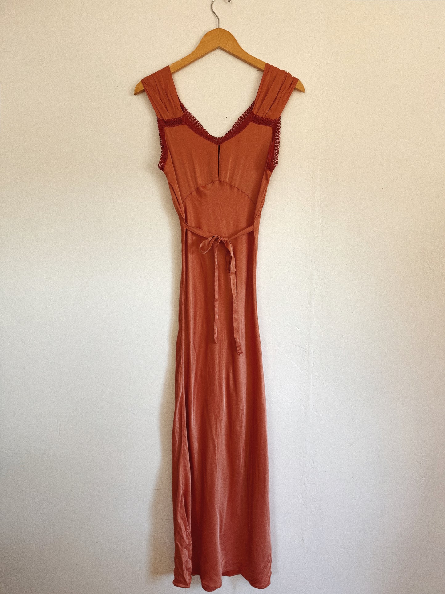 1940s Rusty Coral Rayon Slip Dress w/ Circular Lace- S-S/M