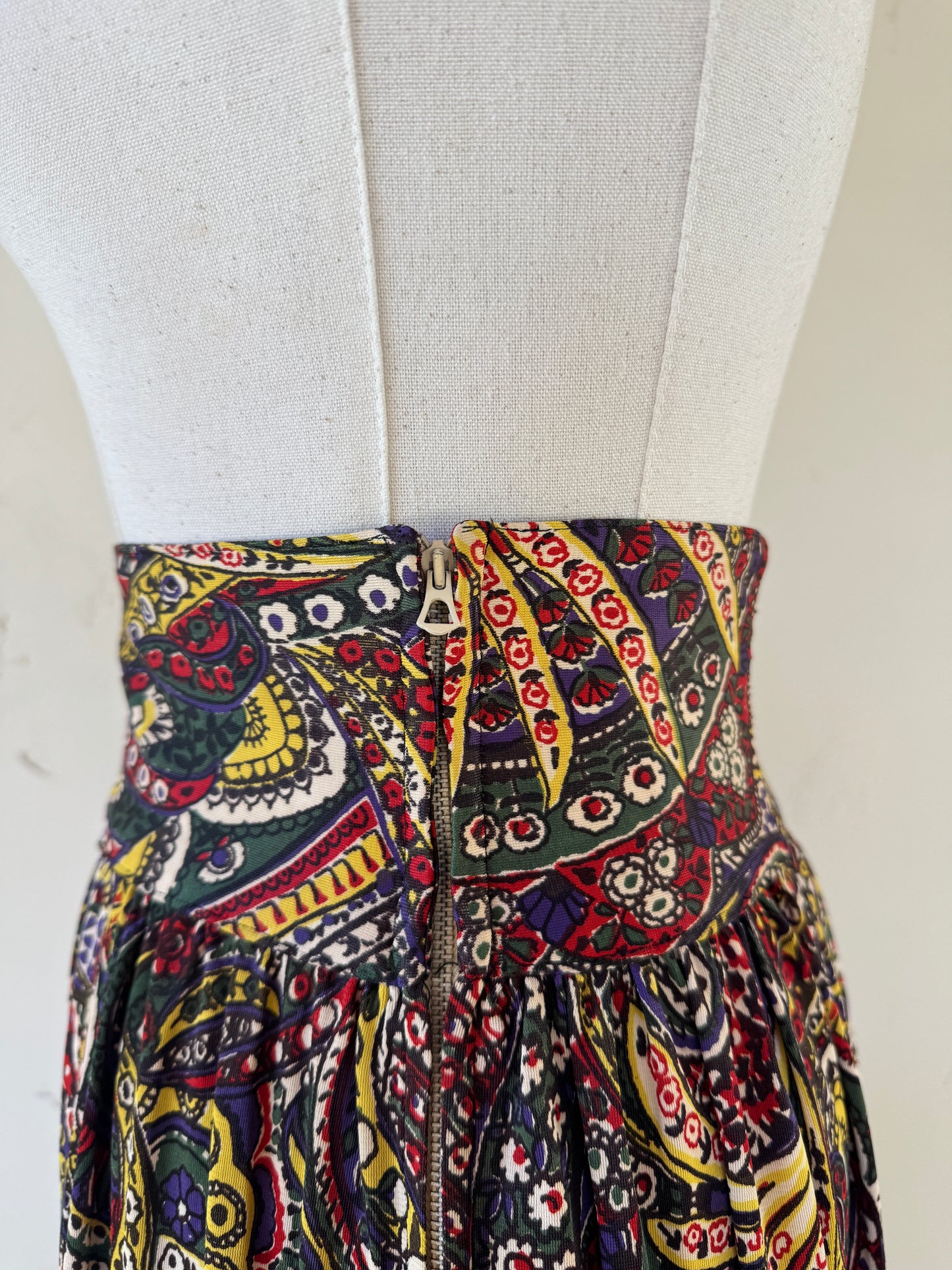 1930s/40s Paisley Rayon Jersey Ultra Wide Elephant Leg Palazzo Pants- L