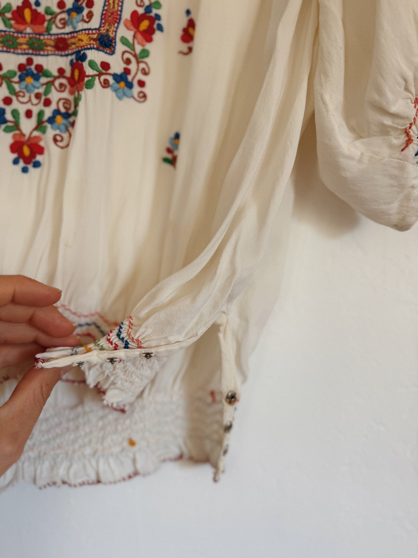 1930s/40s Embroidered Rayon Hungarian Peasant Blouse- S/M-M