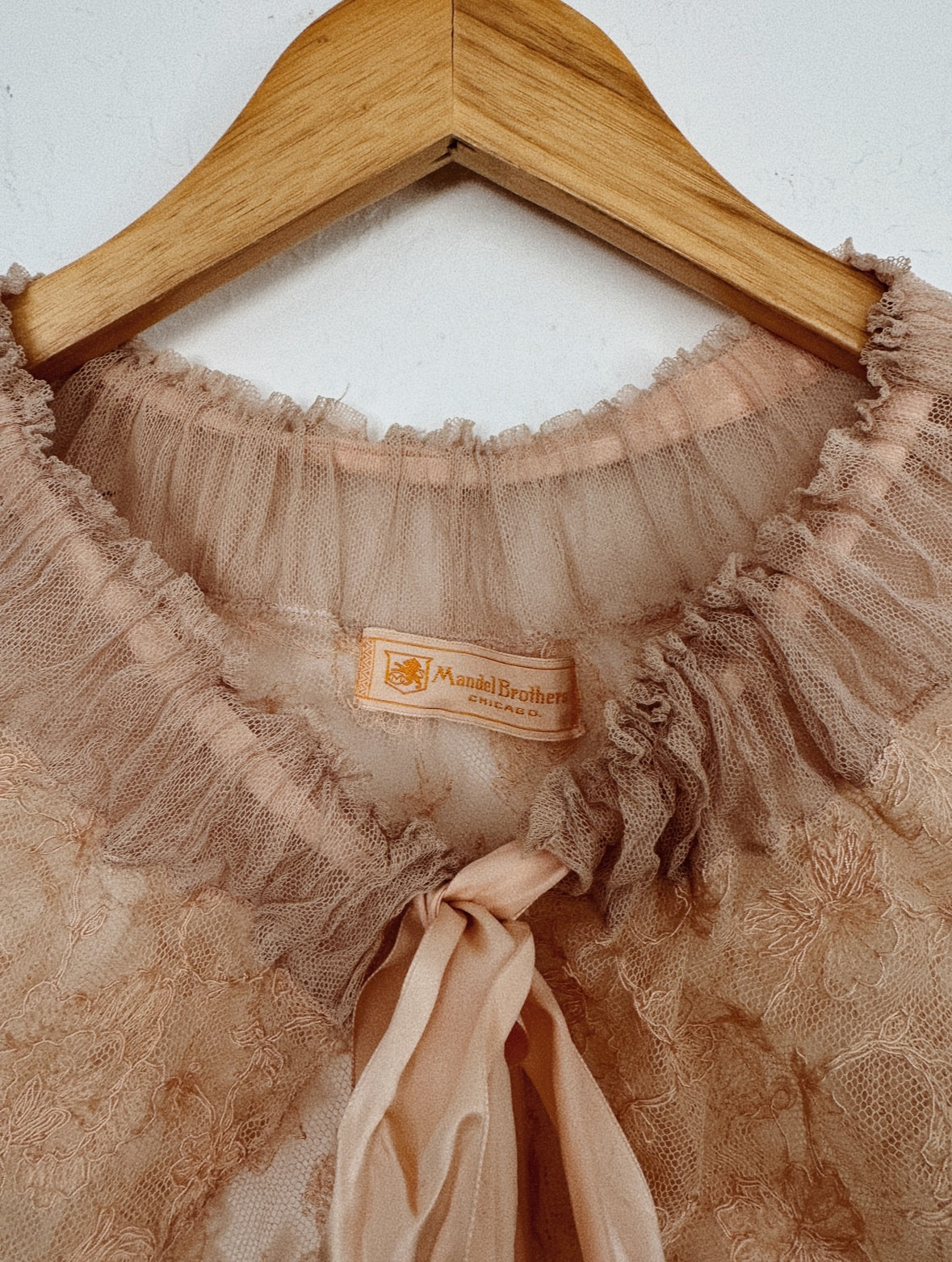 1930s Champagne Lace Caplet w/ Silk Ribbon- XS-M