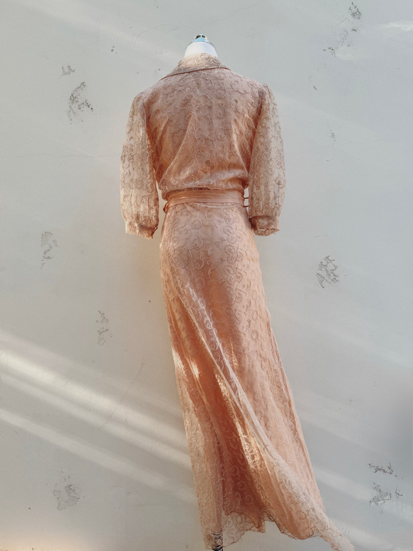 1930s Champagne + Pink Lace Dress w/ Puffed Shoulders- S/M-M