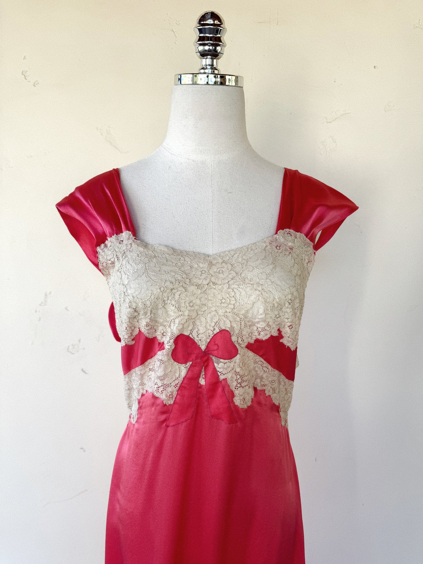 1930s Fuchsia Candy Pink Silk Slip Dress w/ Lace + Bow Appliqué- S/M