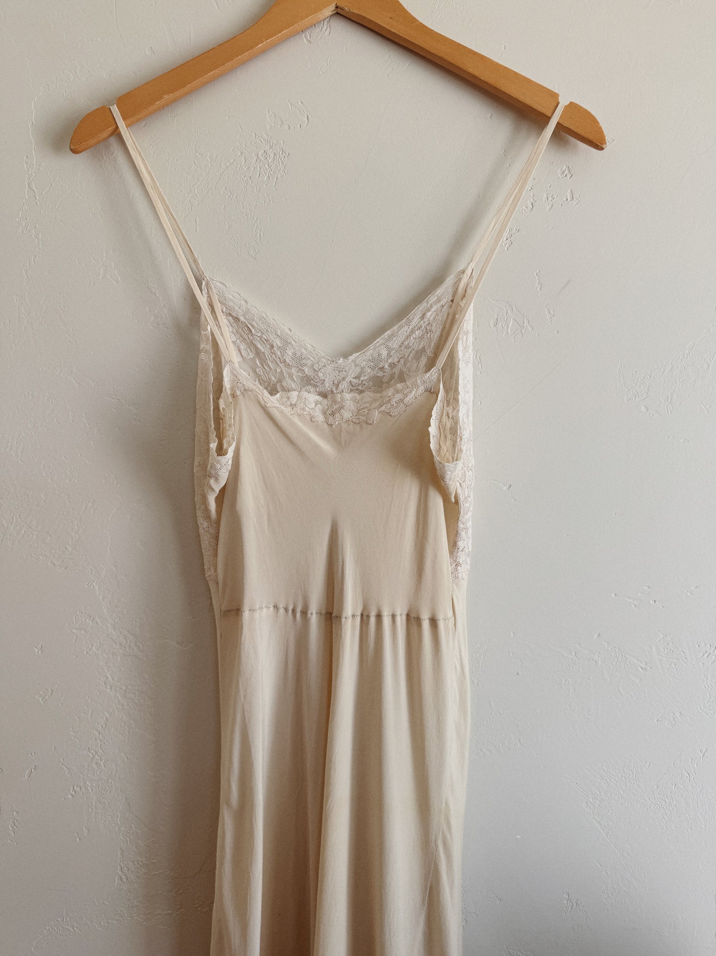 1930s White Silk + Lace Slip Dress w/ Appliqués- XS