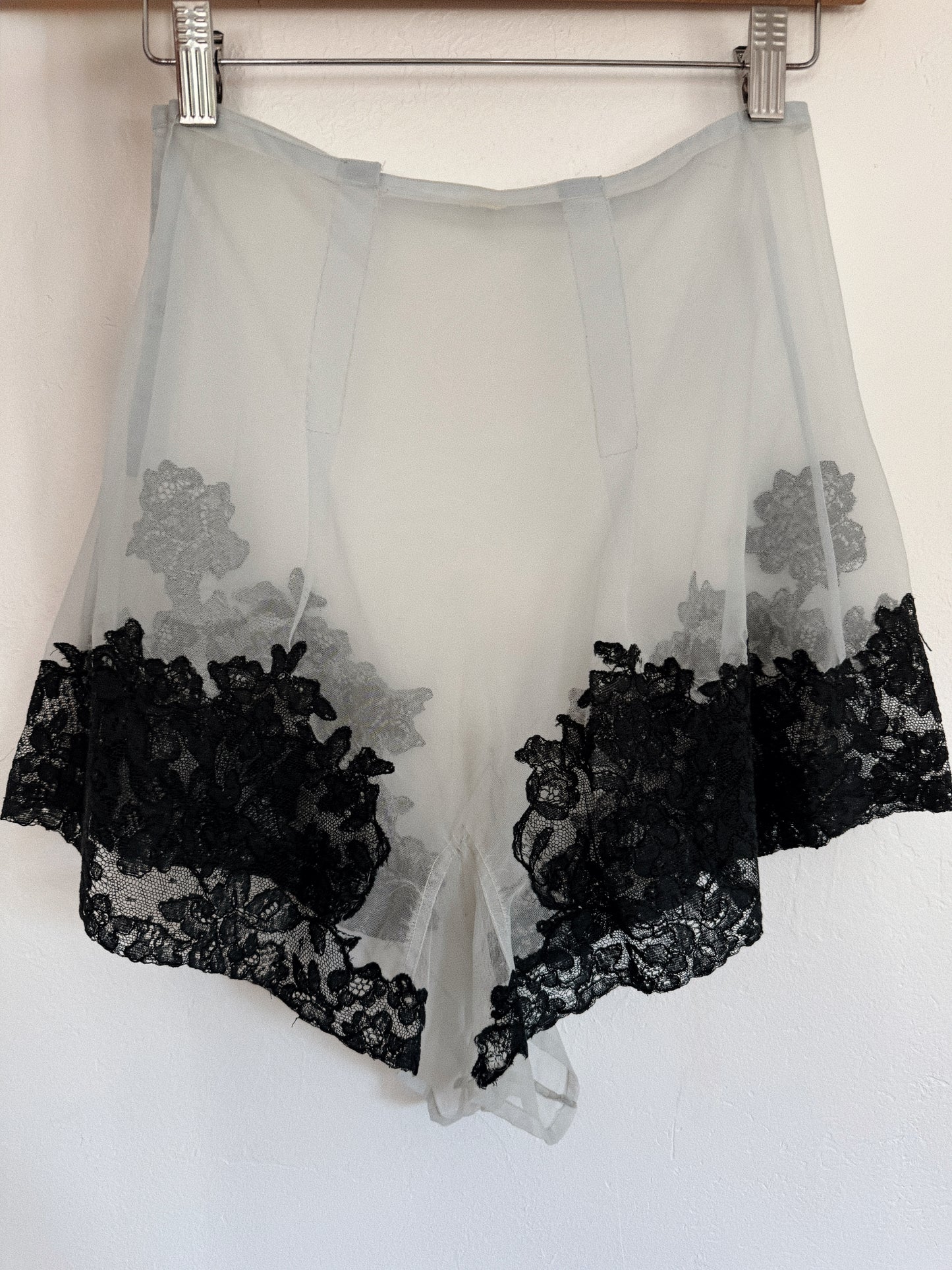 1940s Sky Blue Nylon Net Tap Shorts w/ Black Lace- S