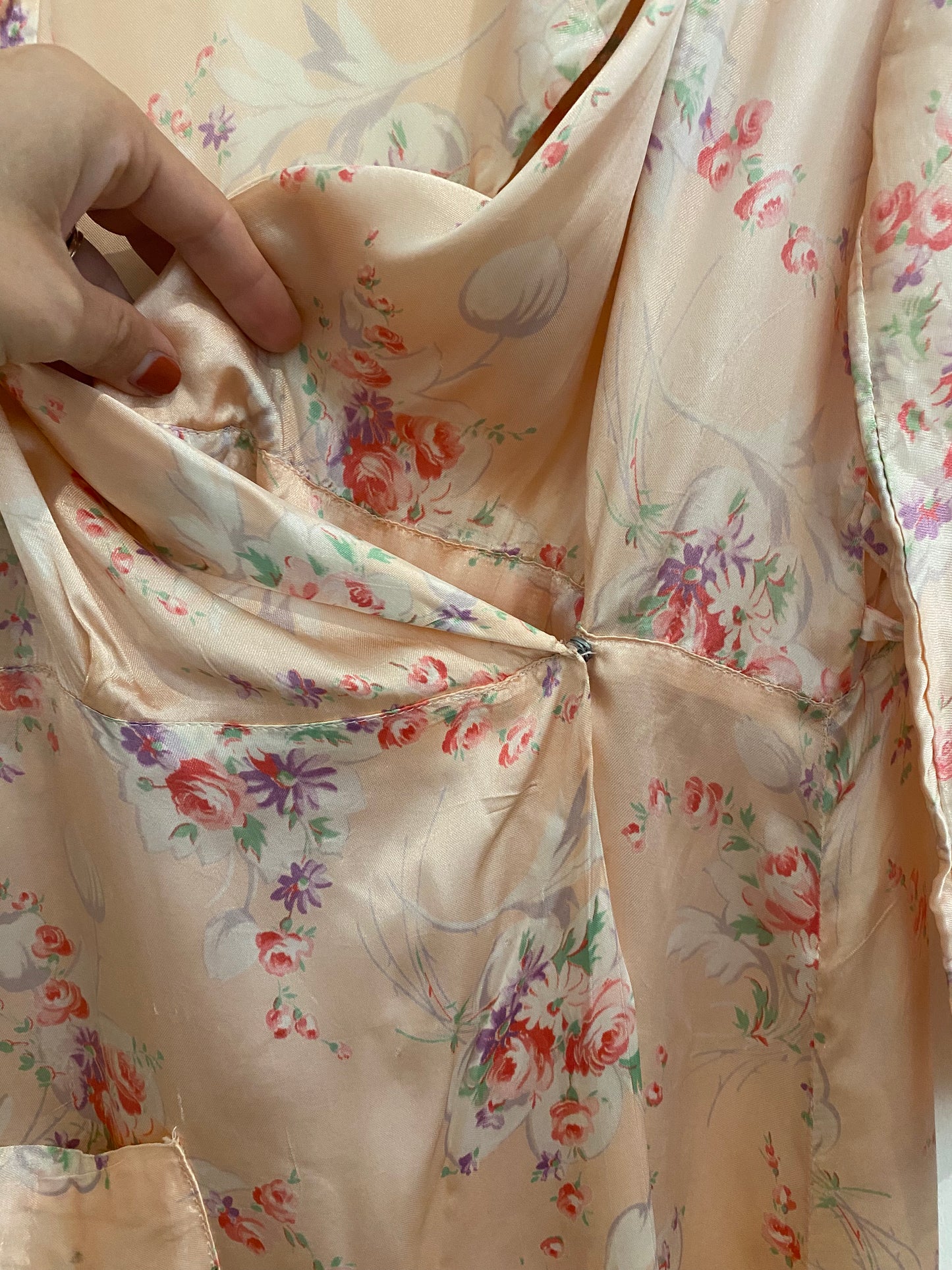1940s Rococo Floral Satin Rayon Robe Duster- M