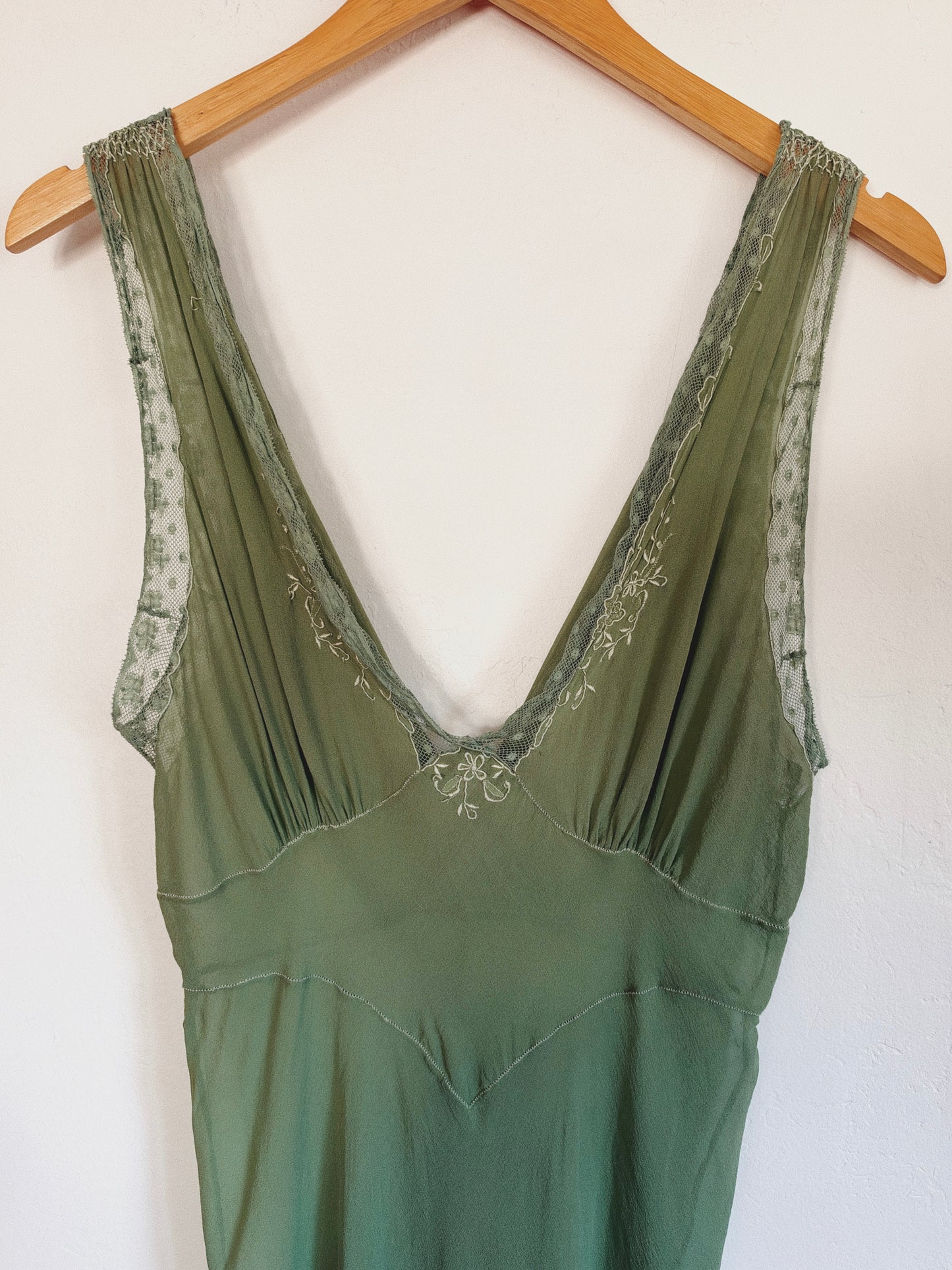 1930s Kelly Green Silk Chiffon Slip Dress w/ Smocked Shoulders- S/M-M